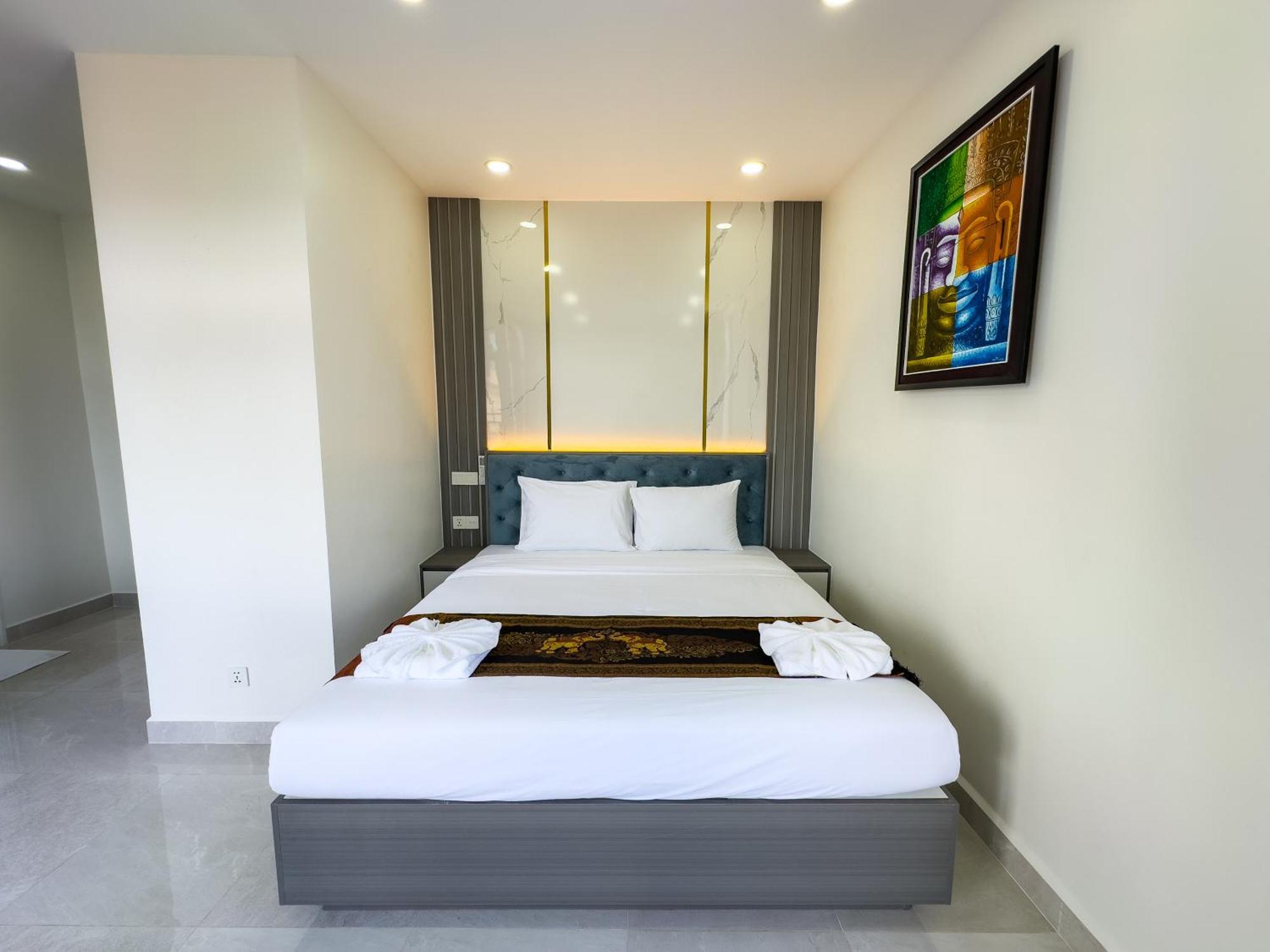 C-Hotel Сиануквиль Экстерьер фото